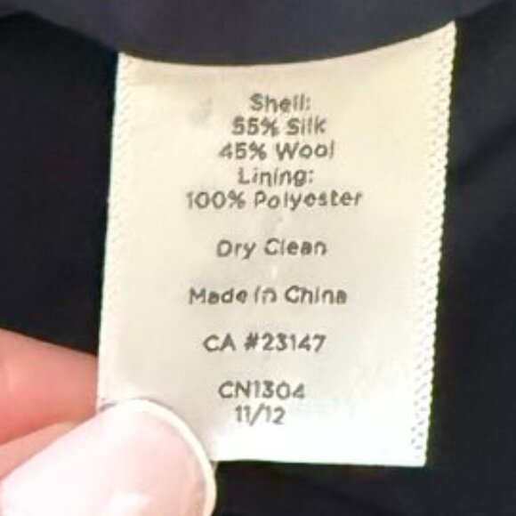 Talbots Blazer Silk/ Wool Navy Blue Blazer Lined Long Sleeve size 6 - Picture 6 of 11